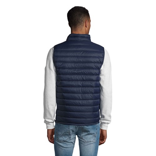 s02889-fn-back_id392-2026.jpg