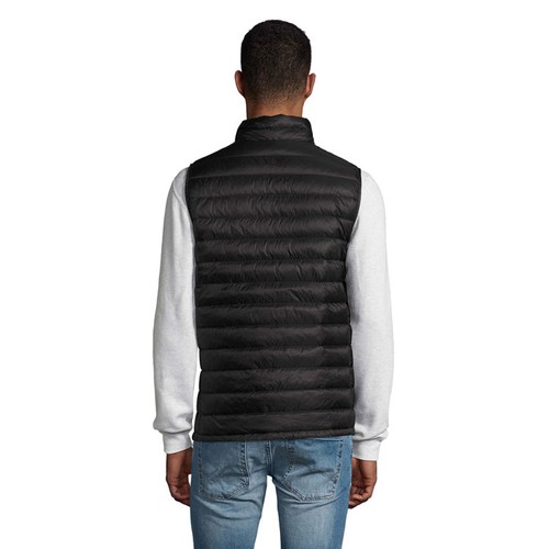 s02889-bk-back_id392-2026.jpg