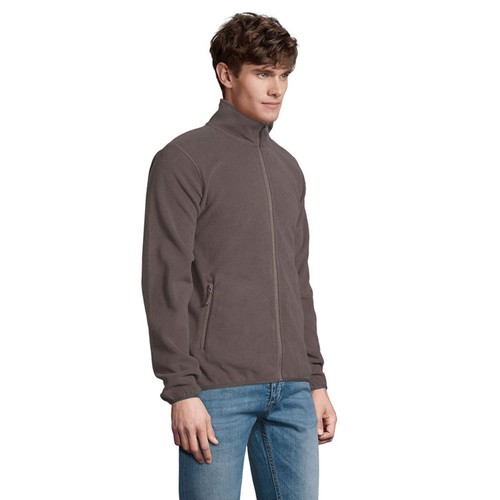 s03823-cr-side_id392-2026.jpg